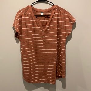 Old Navy top